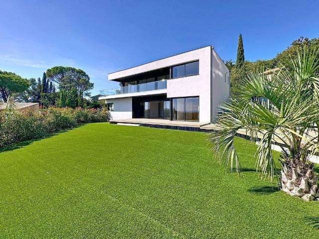 Maison vente à Nîmes, Les Angles