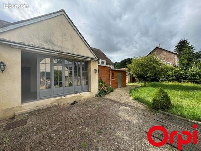 Maison vente à Bruyères-et-montbérault