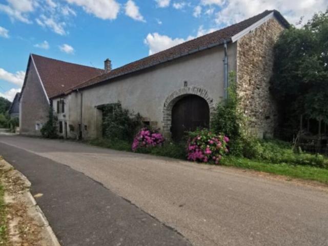 Maison vente à Vesoul, Auxon