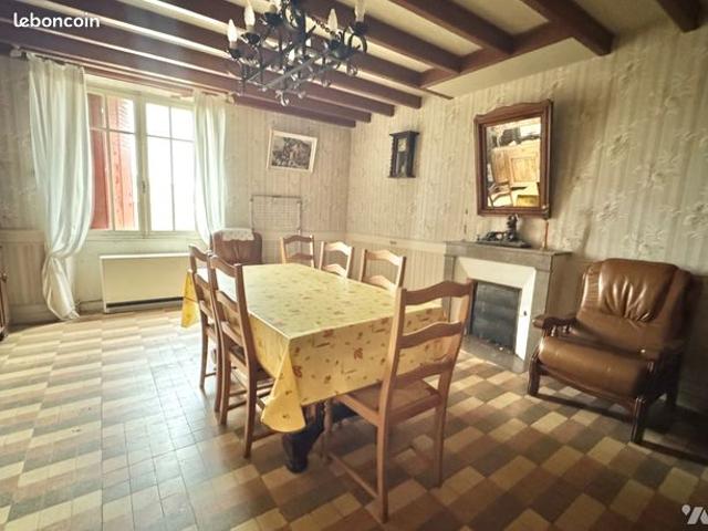 Maison vente à Parthenay, Assais-les-jumeaux