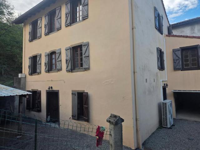 Maison vente à Aunac, Saint-Girons