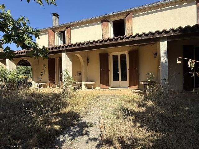 Maison vente à Nanteuil-en-Vallée, Charente