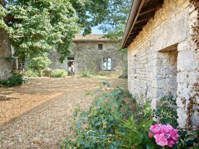Maison vente à Niort, Nouvelle-Aquitaine