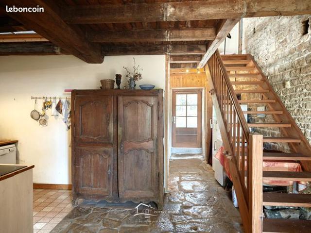 Maison vente à Confolens, Saint-coutant
