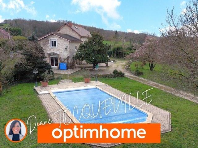 Maison vente à La Tour-du-Pin, Four