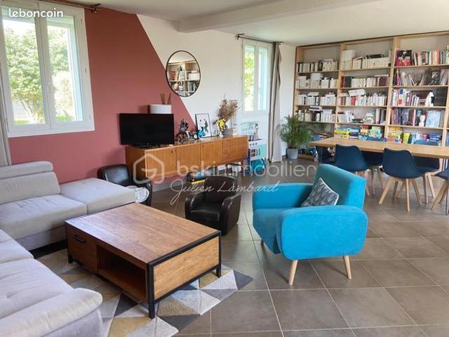 Maison vente à Rouen, Boos