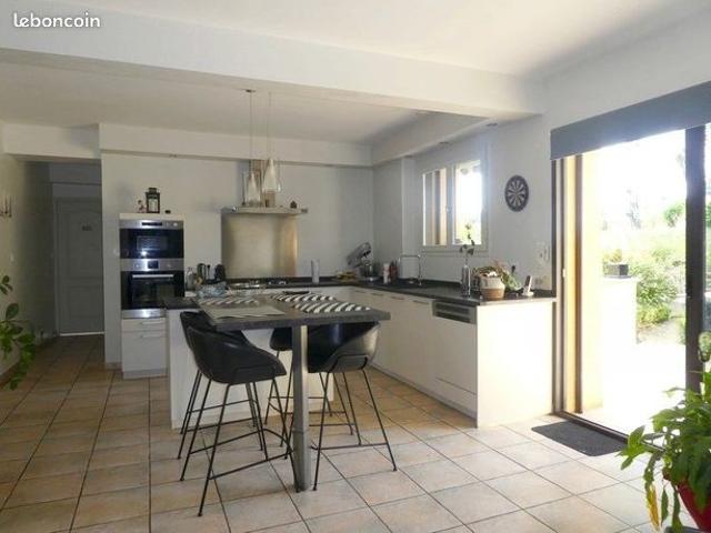 Maison vente à Oloron-Sainte-Marie, Salies-de-béarn
