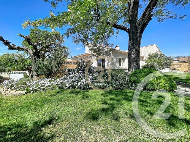 Maison vente à Nîmes, Montfrin