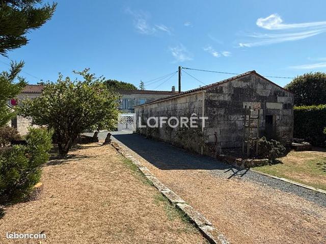 Maison vente à Saintes, Nieul-lès-saintes
