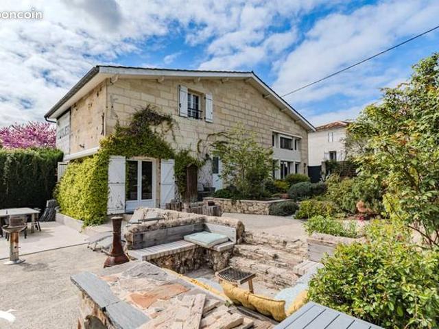 Maison vente à Confolens, Abzac