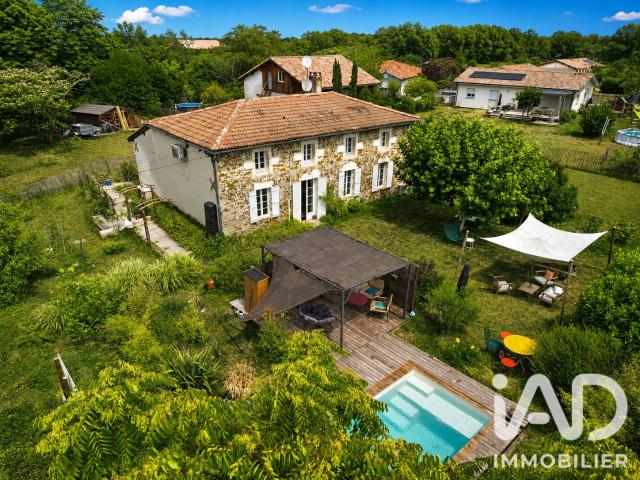 Maison vente à Arcachon, Salles