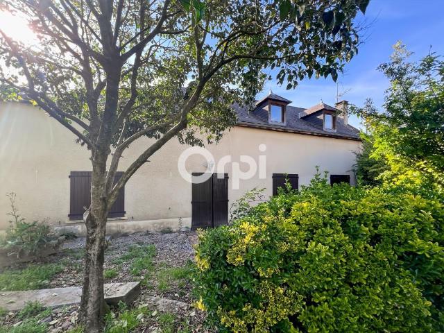 Maison vente à Oloron-Sainte-Marie, Escout