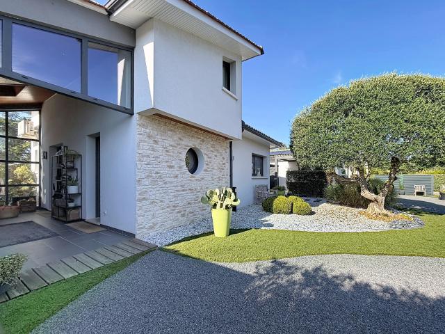 Maison vente à Angoulême, Saint-yrieix-sur-charente