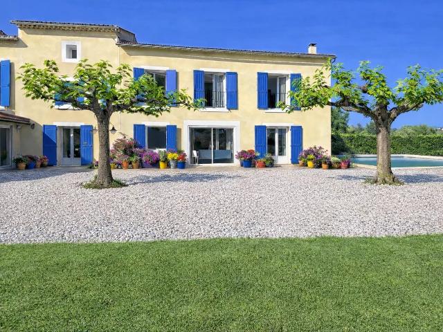 Maison vente à Carpentras, Courthézon