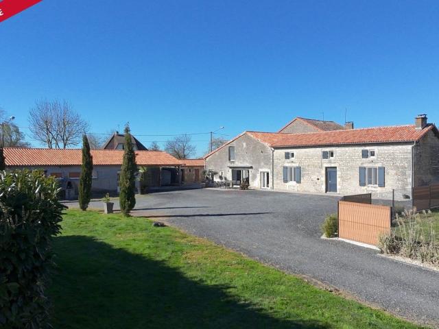 Maison vente à Montmorillon, Savigné