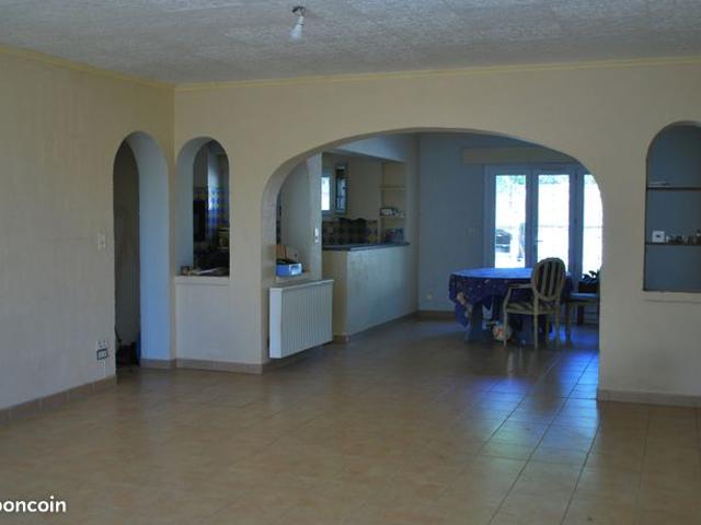 Maison vente à Brignoles, Villecroze