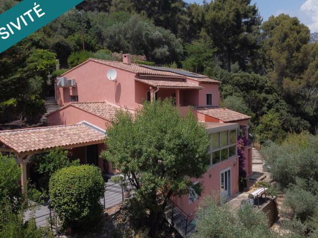Maison vente à Arrondissement de Toulon, Le Revest-les-eaux