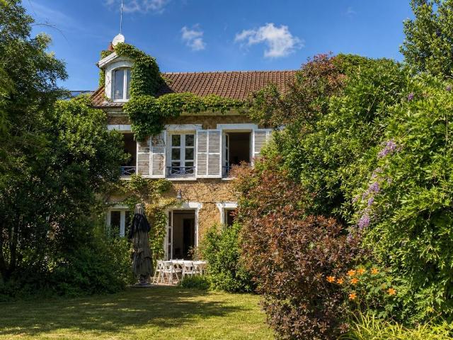Maison vente à Créteil, Mandres-les-roses