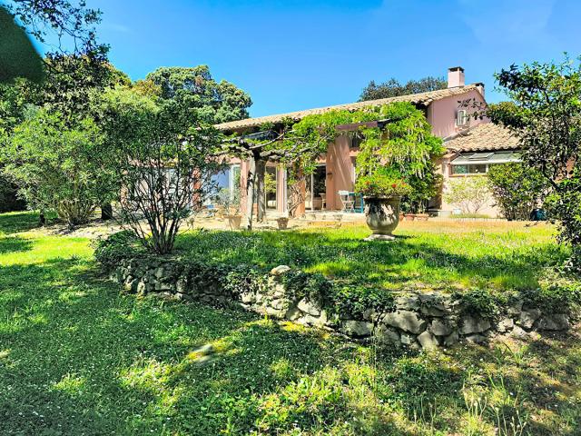 Maison vente à Nîmes, Villeneuve-lès-avignon