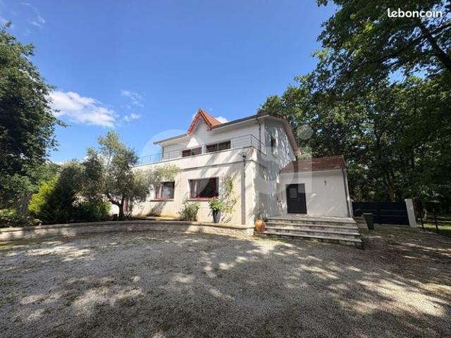 Maison vente à Saintes, Saint-romain-de-benet