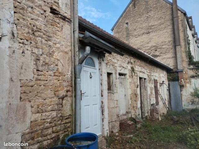 Maison vente à Sens, Chaumont