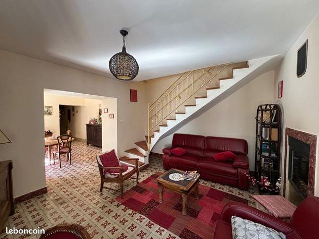 Maison vente à Apt, Saint-martin-de-castillon