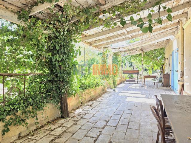 Maison vente à Nîmes, Le Cailar