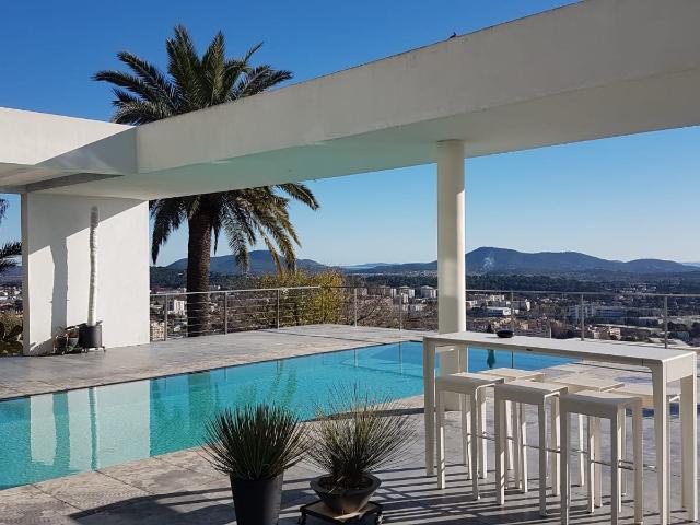 Maison vente à Arrondissement de Toulon, Toulon