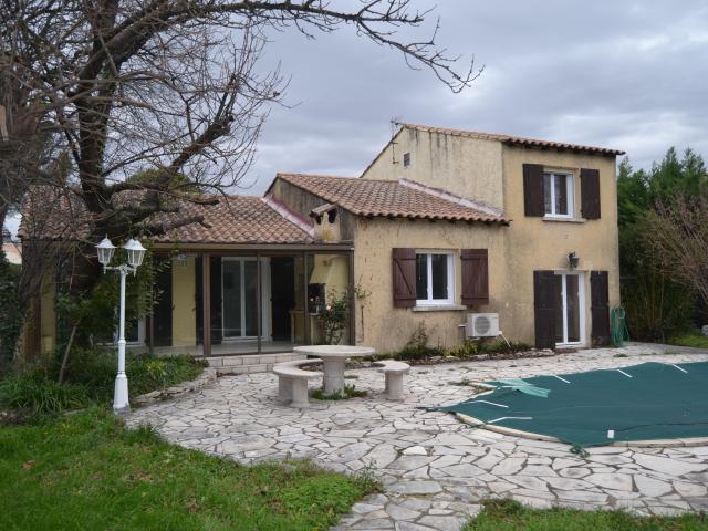 Maison vente à Nîmes, Pujaut