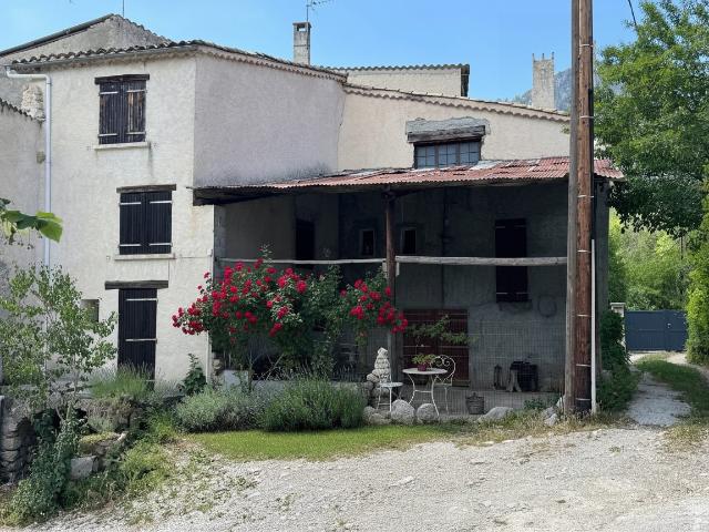Maison vente à Notre-Dame, Castellane