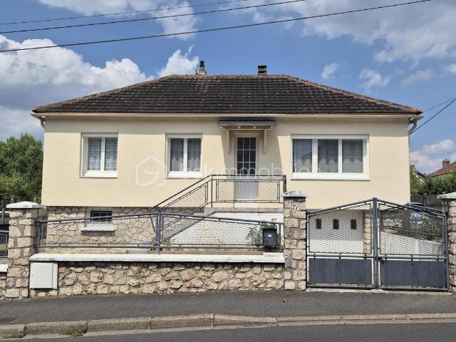 Maison vente à Résidence Croix Saint Simon, Gien