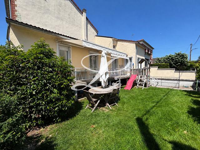 Maison vente à Saint-Germain-en-Laye, Le Mesnil-le-roi