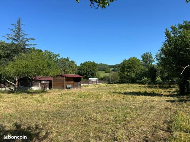 Maison vente à Villefranche-de-Rouergue, Salles-courbatiès