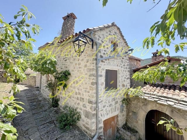 Maison vente à Millau, Mostuéjouls