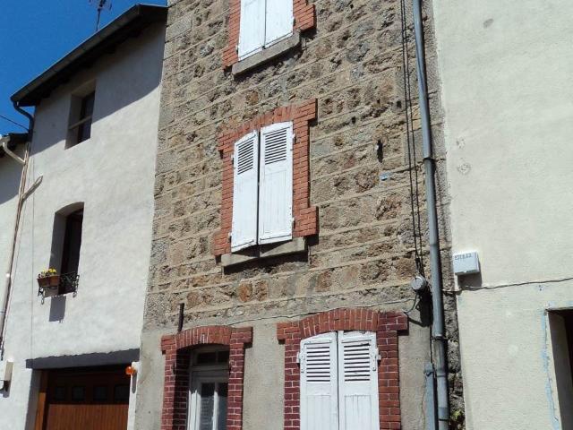 Maison vente à Le Cerisier, Estivareilles