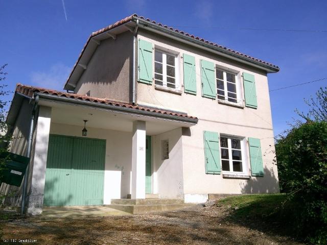 Maison vente à Confolens, Villefagnan