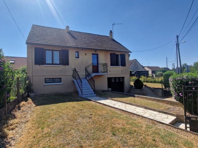 Maison vente à Chartres, Mévoisins