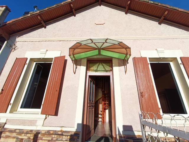 Maison vente à Angoulême, Aignes-et-puypéroux