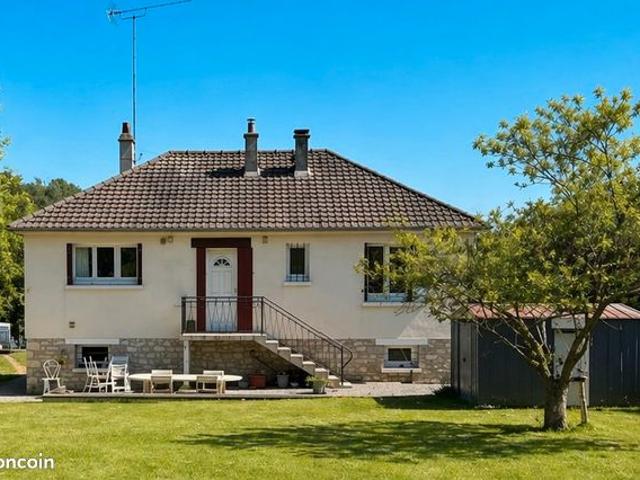 Maison vente à Soissons, Montgobert