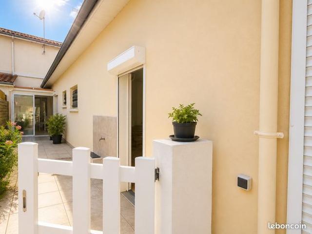 Maison vente à Saint-Yzan-de-Soudiac, Gironde