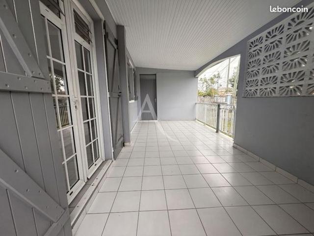 Maison vente à Sainte-Anne, Pointe-à-Pitre