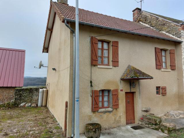 Maison vente à Bellac, Folles