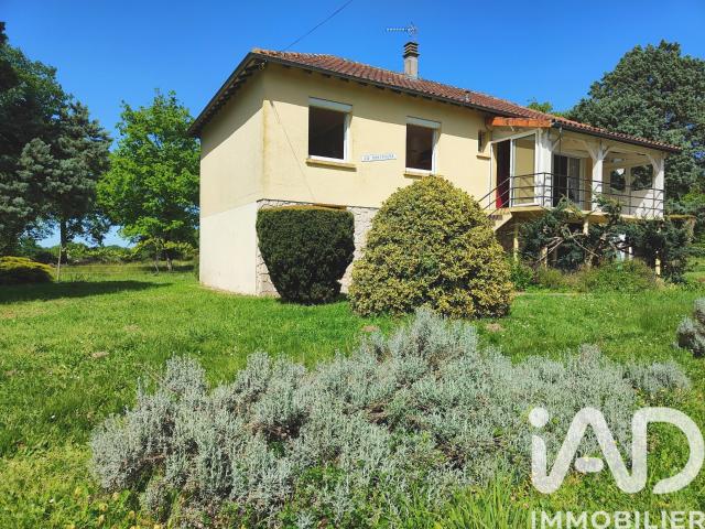 Maison vente à Confolens, Ambernac