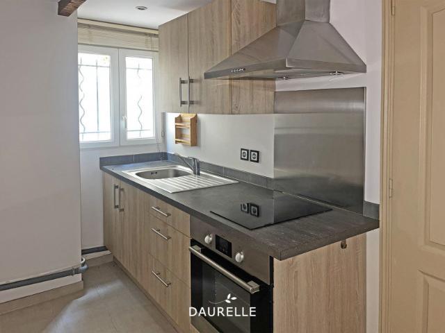 Maison vente à Arles, La Salle Les Alpes