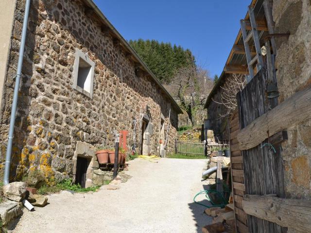 Maison vente à Tournon-sur-Rhône, Saint-genest-lachamp