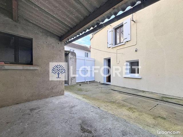 Maison vente à Bressuire, Sainte-verge