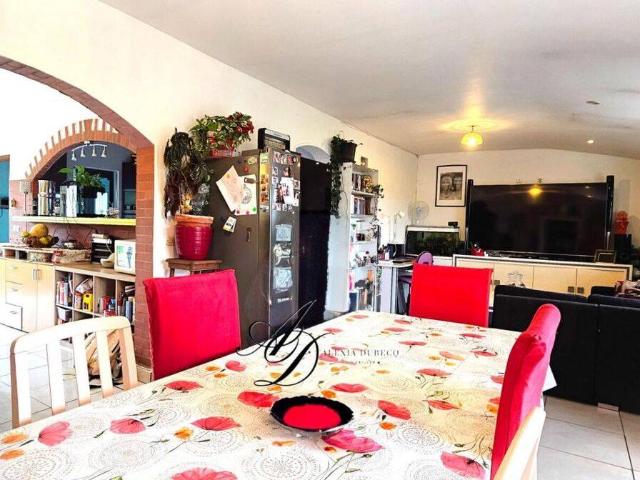 Maison vente à Chelles, Castermant