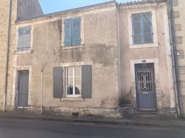 Maison vente à Les Tanneries, Coulonges-sur-l'Autize