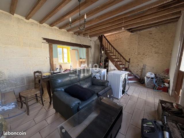 Maison vente à Chinon, Villebourg