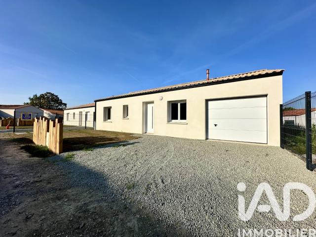 Maison vente à La Roche-sur-Yon, La Copechagnière